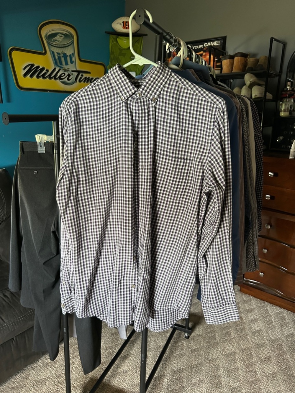 Van Heusen men’s plaid dress shirt